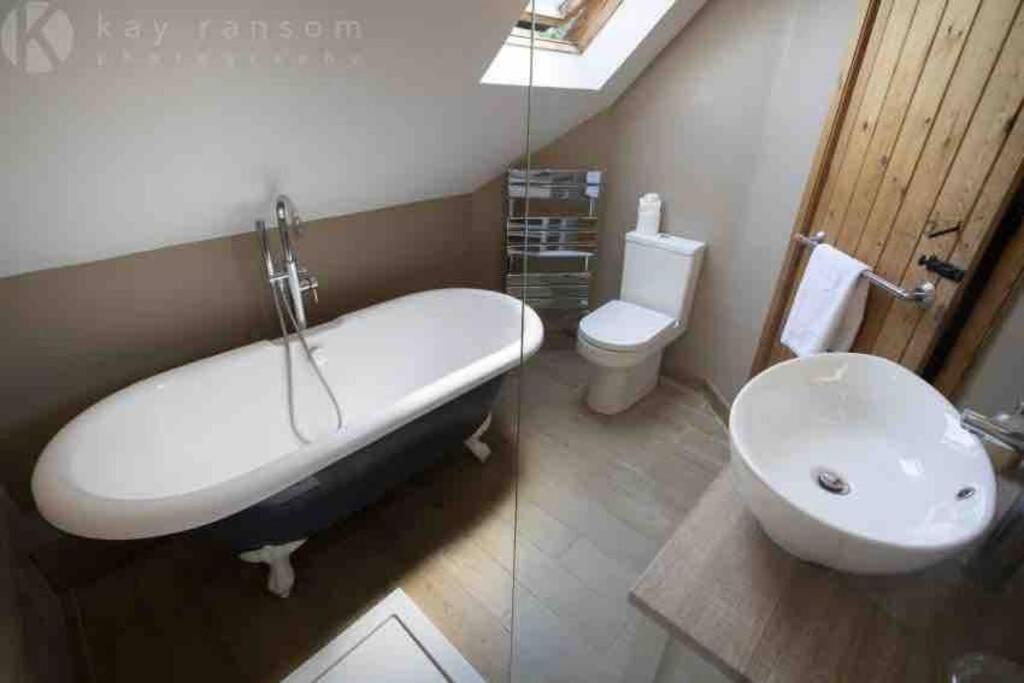 The Old Manor Coach House Apartment Cirencester Luaran gambar