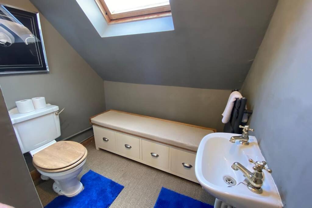The Old Manor Coach House Apartment Cirencester Luaran gambar