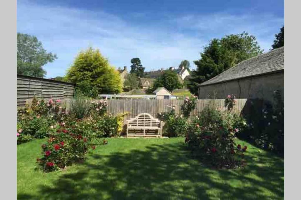 The Old Manor Coach House Apartment Cirencester Luaran gambar