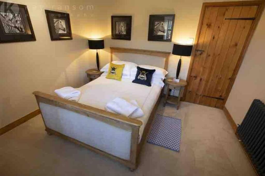 The Old Manor Coach House Apartment Cirencester Luaran gambar